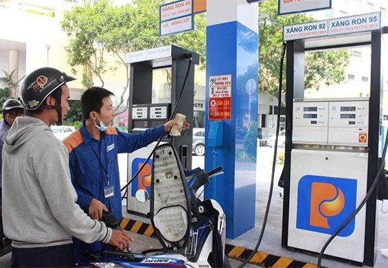 Thuế xăng sẽ tăng thêm 8.000 đồng/lít, người dân có thể mua xăng với giá tăng kỷ lục!