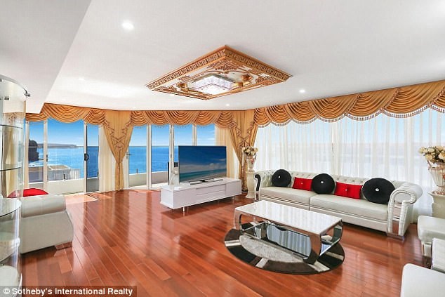 Giá dao động từ 600.000 đôla Australia cho căn hộ studio đến 20 triệu đôla Australia cho căn hộ penthouse.