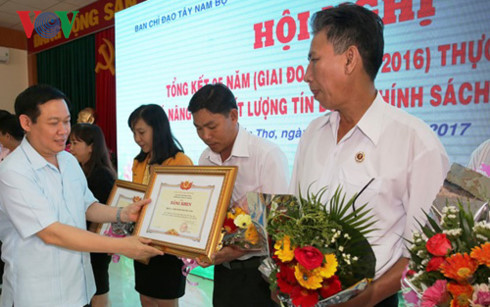 Phó Thủ tướng Vương Đình Huệ: Cần xoá bỏ tín dụng dụng đen - Ảnh 1. Phó Thủ tướng Vương Đình Huệ: Cần xoá bỏ tín dụng dụng đen - Ảnh 1.