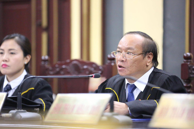 Chủ tọa phiên tòa chiều 27/6