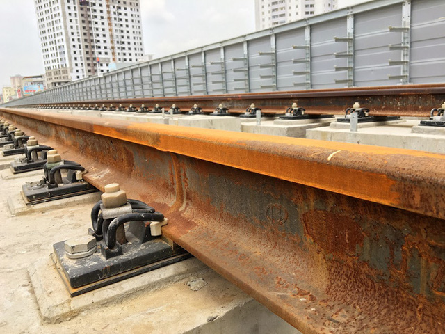 Cận cảnh những vết nứt tại dự án đường sắt trên cao Cát Linh - Hà Đông - Ảnh 5. Cận cảnh những vết nứt tại dự án đường sắt trên cao Cát Linh - Hà Đông - Ảnh 5.