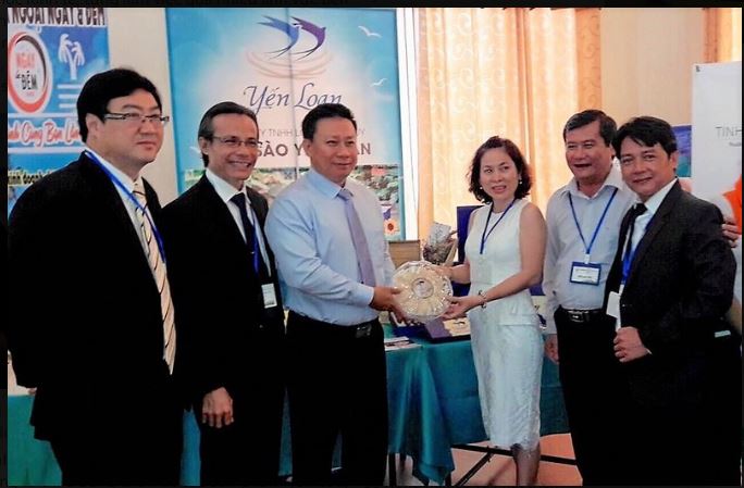  Yến sào “made in Tayninh” Chị Lý Đàm Mai Loan trong hoạt động giao thương tại Đại hội Hội doanh nhân tỉnh Tây Ninh năm 2017.